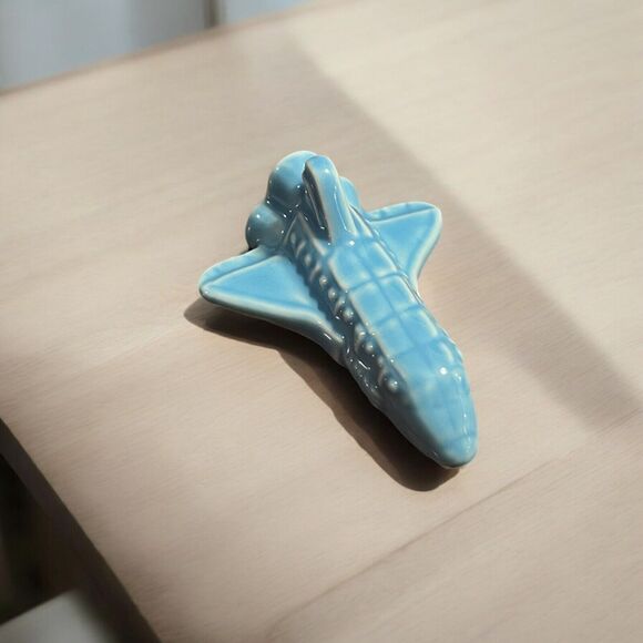 Wade Whimsies (2016/- Set #9) USA Red Rose Tea American Heritage - Space Shuttle - Picture 1 of 1